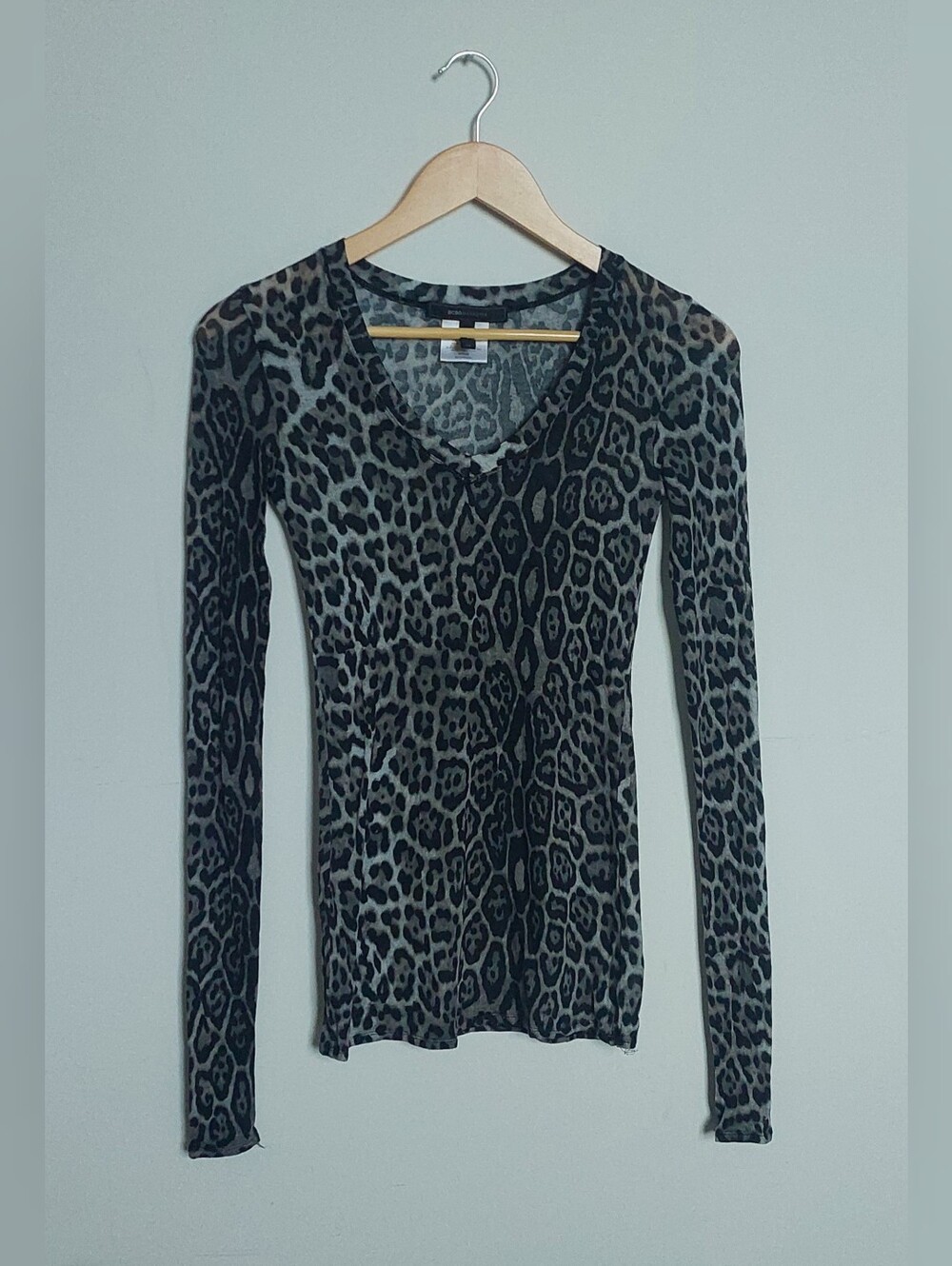 BCBG Maxazria Leopard Print Long-Sleeve Scoop Neck Top - Black & Gray
